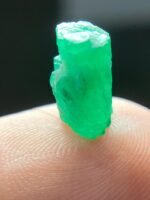 Majestic 4.53ct Emerald from Swat: A Rare Gem of Exceptional Beauty - Image 5