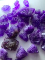 136.46ct Hackmanite Rough Lot – Natural UV-Reactive (17x13x9mm) - Image 6
