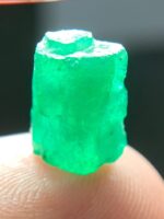 Majestic 4.53ct Emerald from Swat: A Rare Gem of Exceptional Beauty - Image 6