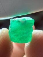 6.65ct Swat Emerald Crystal – A Distinctive Deep-Green Gem from Pakistan - Image 4