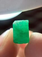 6.65ct Swat Emerald Crystal – A Distinctive Deep-Green Gem from Pakistan - Image 10