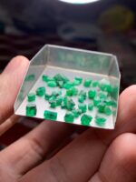 Raw Panjshir Emerald Lot – 17.30 Carats of Untouched Green - Image 11