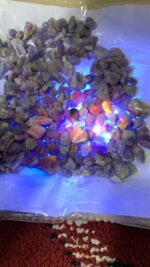 983.70 ct Afghan Hackmanite Rough Lot – Exceptional Large Parcel with Strong Color-Change Potential - Image 3