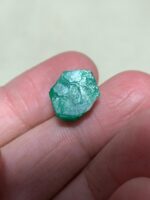 8.25ct Swat Emerald Crystal – A Broad, Vivid Green Gem from Pakistan - Image 6