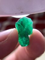 6.35 ct Emerald Crystal from Swat – A Majestic Green Treasure - Image 6