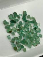 39 ct Rough Emerald from Panjshir, Afghanistan - Image 3