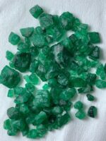 62.65ct Swat Emerald Rough Lot (9x8x6mm): Natural Green Crystals for Cutting or Collecting - Image 4