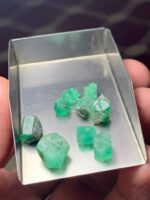 A 25.39 ct Emerald Rough Lot from Swat: Natural Beauty in Its Purest Form - Image 3
