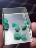 A 25.39 ct Emerald Rough Lot from Swat: Natural Beauty in Its Purest Form - Image 6