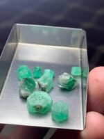 A 25.39 ct Emerald Rough Lot from Swat: Natural Beauty in Its Purest Form - Image 10