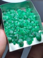 77.30ct Swat Emerald Rough Lot (7x7x6mm): Fine Natural Crystals for Faceting or Collection - Image 2