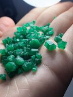 77.30ct Swat Emerald Rough Lot (7x7x6mm): Fine Natural Crystals for Faceting or Collection - Image 5