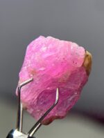 11.455ct Afghan Ruby Crystal – Rare Natural Red Gem (13.94 x 11.39 x 7.81mm) - Image 5
