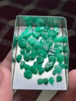 Swat Valley Emerald Rough Lot – 47.40 Carats of Natural Green Crystal - Image 3