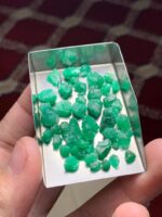 Swat Valley Emerald Rough Lot – 47.40 Carats of Natural Green Crystal - Image 7