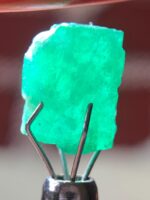 3.85 ct Natural Emerald Crystal from Swat Valley – Compact Geometry with Refined Character - Image 2