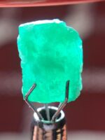3.85 ct Natural Emerald Crystal from Swat Valley – Compact Geometry with Refined Character - Image 3