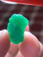 10.10 ct Natural Emerald Crystal from Swat Valley – Elongated Elegance with Remarkable Weight - Image 9