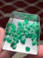 44.70 ct Emerald Rough Lot Swat – Natural Crystals with Broad Faces - Image 9