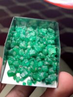 Magnificent Swat Emerald: 75.85ct Rough Gem of Exceptional Quality - Image 2