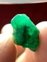 New Feature: 7.14 ct Swat Emerald Crystal — Large, Elongated and Voluminous - Image 4
