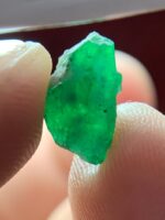 Swat Emerald Showcase: A 3.55 ct Crystal Joins the Collection - Image 3