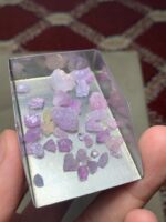 27.95 Carat Hackmanite Rough Lot from Afghanistan – A Collector’s Hidden Gem - Image 12