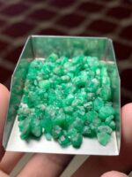 Rare 58.20 ct Emerald Rough from Swat - Image 7