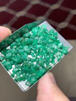Rare 58.20 ct Emerald Rough from Swat - Image 8