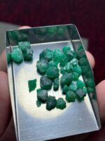 Rare and Beautiful: 34.14ct Emerald Lot from Swat Valley - Image 5