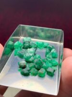 Rare and Beautiful: 34.14ct Emerald Lot from Swat Valley - Image 9