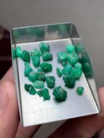 Exploring a 28.65-Carat Emerald Rough Lot from Swat: Small Size, Big Potential - Image 4