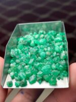 Balanced Brilliance: 68.70 ct Emerald Rough Lot from Swat Valley - Image 7
