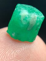 3.73ct Swat Emerald Crystal – A Bold and Brilliant Gemstone from Northern Pakistan - Image 8