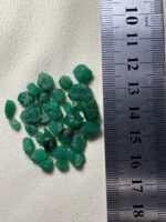Swat Valley Emeralds: 36.65ct Lot of Natural Green Beauty - Image 2
