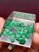Swat Valley Emeralds: 36.65ct Lot of Natural Green Beauty - Image 7