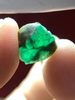 Featured Stone: 3.61 ct Emerald Crystal from Swat — Compact and Balanced - Image 3