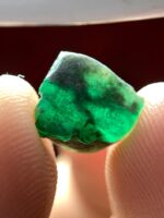 Featured Stone: 3.61 ct Emerald Crystal from Swat — Compact and Balanced - Image 5