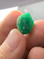 Majestic 16.570 ct Swat Emerald Crystal – A Rare Natural Treasure - Image 2