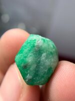 Majestic 16.570 ct Swat Emerald Crystal – A Rare Natural Treasure - Image 7