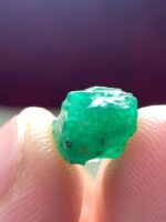 4.30ct Swat Emerald Crystal – A Fine Natural Miniature - Image 7
