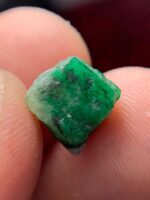 5.21ct Swat Emerald Crystal – Natural Green Gemstone - Image 3