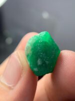 Majestic 16.570 ct Swat Emerald Crystal – A Rare Natural Treasure - Image 10