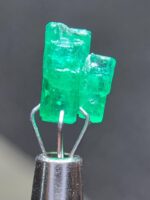 Discovering the Elegance of a 2.46ct Emerald from Swat: A Gemstone of Distinction - Image 3