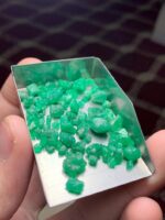 Natural Swat Emerald Rough Lot – 43 Carats of Raw Green Character - Image 4