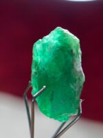 7.10 Ct Swat Emerald Crystal – Natural Untreated Green Gem (12.81 × 9.94 × 7.18 mm) - Image 7