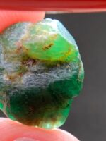 8.43-Carat Swat Emerald Crystal: Raw Gemstone - Image 8