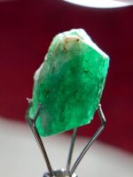 7.10 Ct Swat Emerald Crystal – Natural Untreated Green Gem (12.81 × 9.94 × 7.18 mm) - Image 10