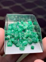 55.30ct Swat Emerald Rough Gemstone: Uncut Crystal - Image 7