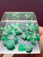 Green Legacy: 36.20 ct Swat Emerald Rough (13.49 × 9.25 × 4.59 mm) - Image 9